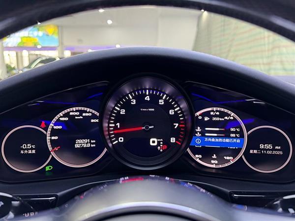 Panamera 2019款 Panamera 4 行政加长版 2.9T