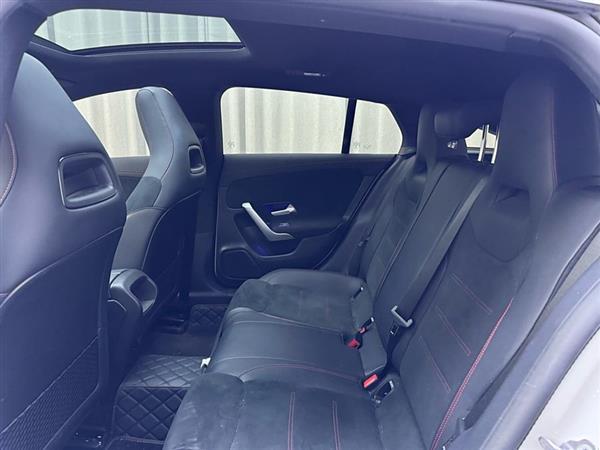奔驰CLA 2022款 改款 CLA 200 猎跑车