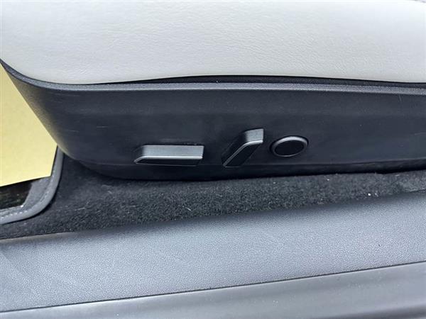 Model 3 2021款 改款 标准续航后驱升级版 3D1