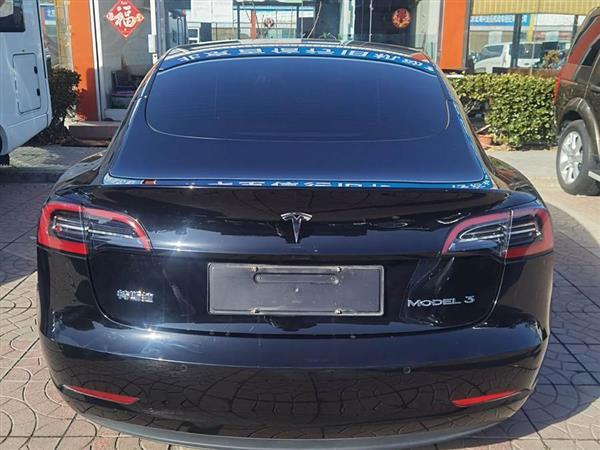 Model 3 2022款 后轮驱动版