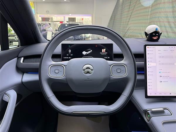蔚来ES8 2024款 100kWh 行政版