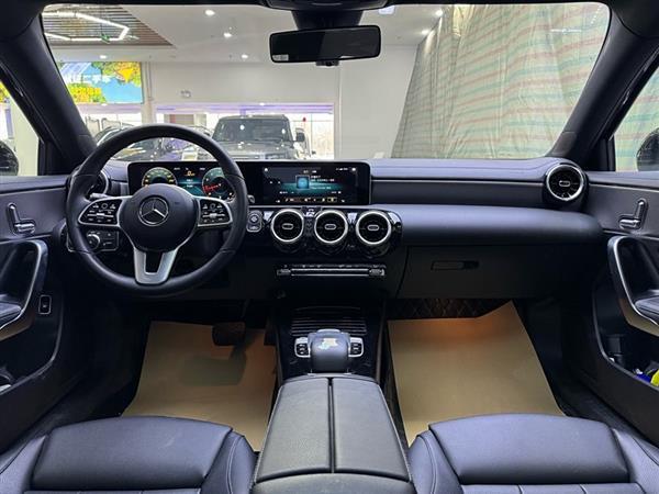 奔驰A级 2019款 A 200 L