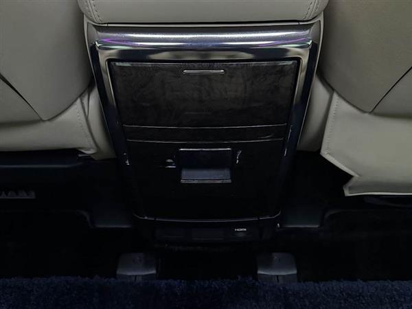 威尔法 2020款 双擎 2.5L HV尊贵版