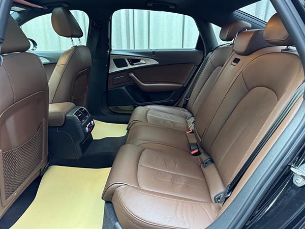 奥迪A6L 2018款 30周年年型 45 TFSI quattro 运动型