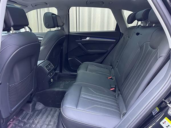 奥迪Q5L 2023款 40T 冰雪运动版