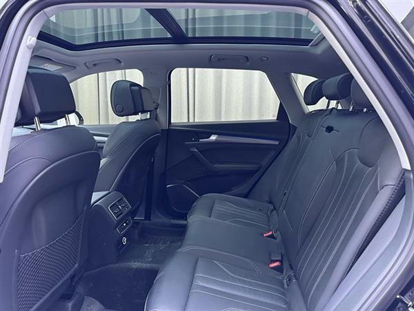 奥迪Q5L 2023款 40T 冰雪运动版