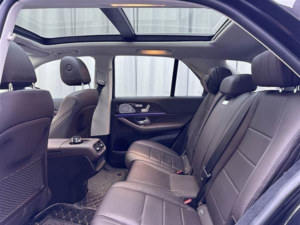奔驰GLE 2021款 GLE 350 4MATIC 时尚型