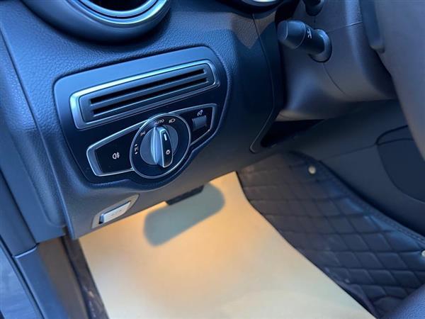 奔驰GLC 2022款 改款 GLC 300 L 4MATIC 动感型臻藏版