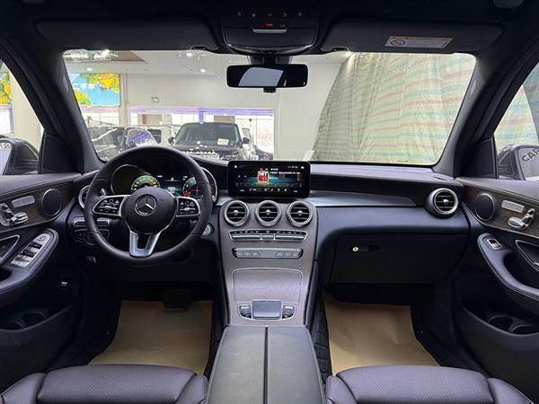 奔驰GLC 2022款 改款 GLC 300 L 4MATIC 动感型臻藏版
