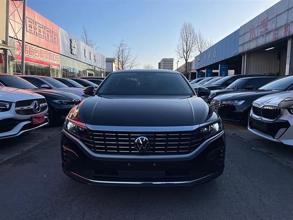 帕萨特 2023款 330TSI 精英版