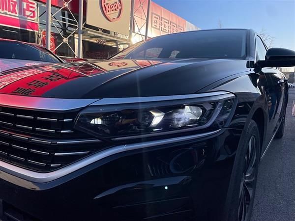 帕萨特 2023款 330TSI 精英版