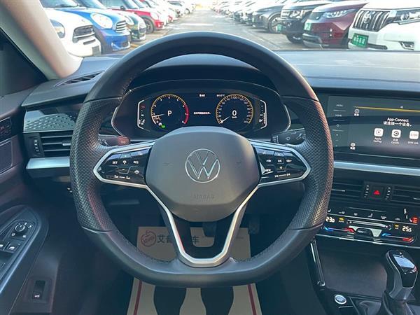帕萨特 2023款 330TSI 精英版