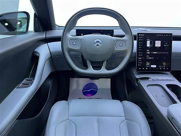 蔚来ET5T 2023款 75kWh Touring