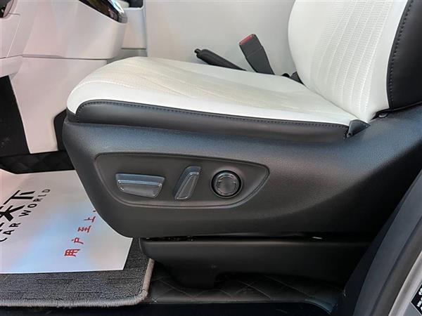HIACE 2024款 3.5L 自动
