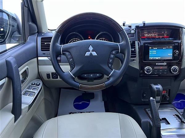 帕杰罗(进口)V97 2018款 3.8L 中东版