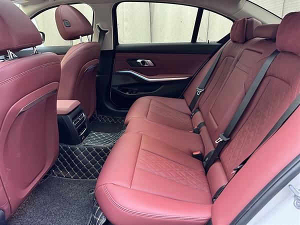 宝马i3 2024款 eDrive 35 L