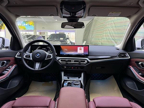 宝马i3 2024款 eDrive 35 L