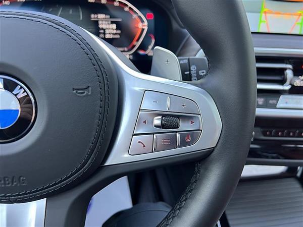 宝马X3 2023款 改款 xDrive30i 领先型 M曜夜套装