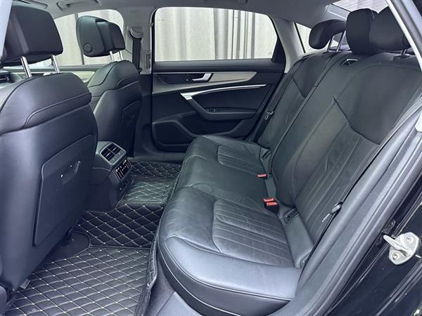 奥迪A6L 2020款 45 TFSI 臻选致雅型