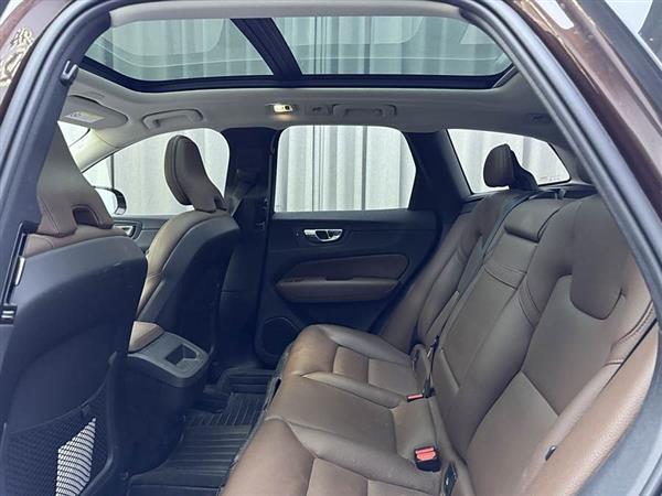 沃尔沃XC60 2019款 T5 四驱智远版 国VI