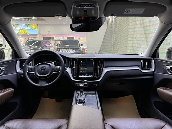 沃尔沃XC60 2019款 T5 四驱智远版 国VI