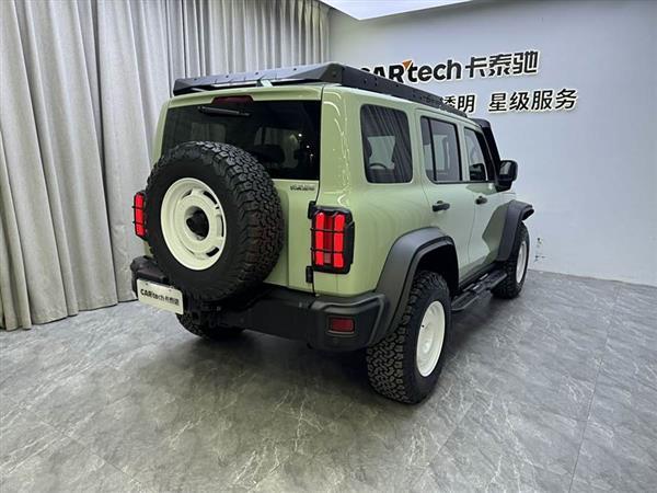 坦克300 2023款 2.0T 铁骑02
