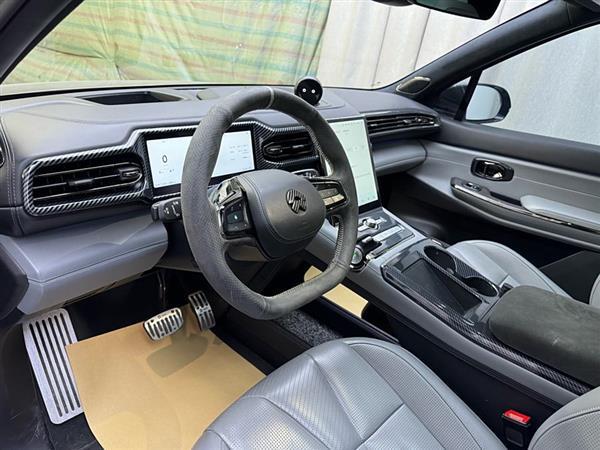 蔚来ES8 2022款 100kWh 签名版 六座