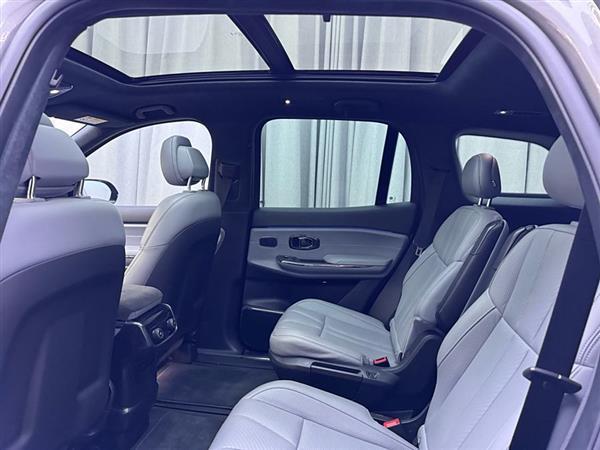 蔚来ES8 2022款 100kWh 签名版 六座