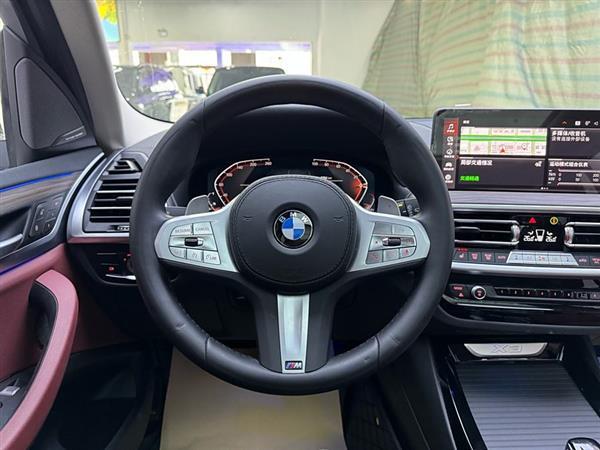 宝马X3 2023款 改款 xDrive30i 领先型 M曜夜套装