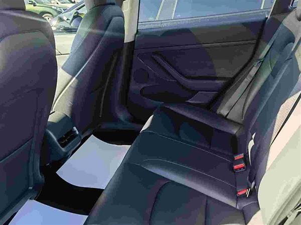 Model 3 2021款 改款 标准续航后驱升级版 3D1