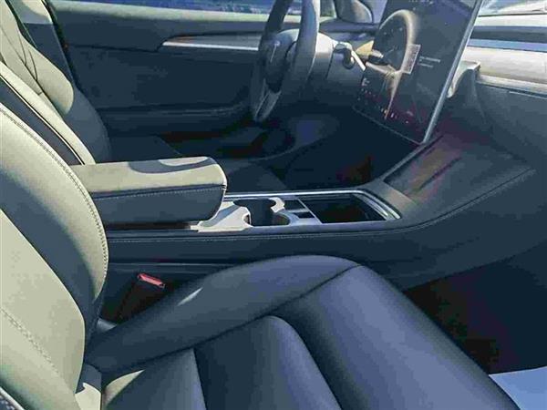 Model 3 2021款 改款 标准续航后驱升级版 3D1