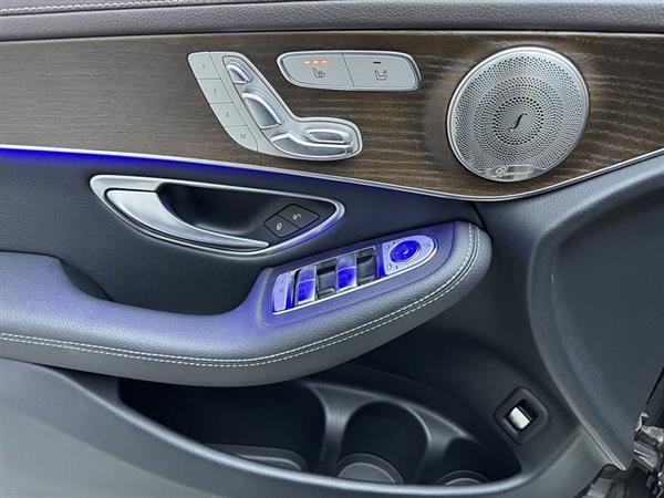 奔驰GLC 2022款 GLC 300 L 4MATIC 动感型