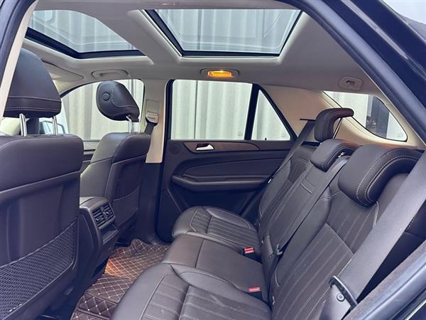 奔驰GLE 2018款 GLE 320 4MATIC 动感型臻藏版
