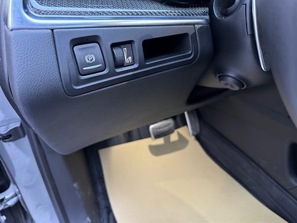 凯迪拉克XT5 2022款 2.0T 四驱豪华型（蜂鸟版）