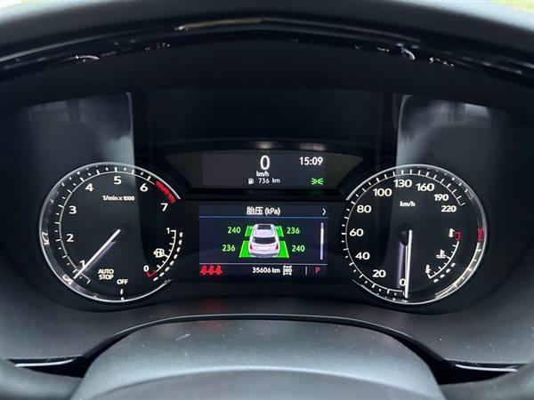 凯迪拉克XT5 2022款 2.0T 四驱豪华型（蜂鸟版）