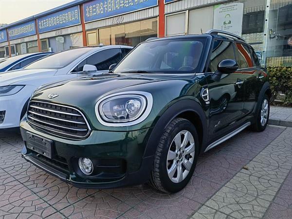 MINI COUNTRYMAN 2017款 1.5T COOPER ALL4 非常假日版 英伦绿