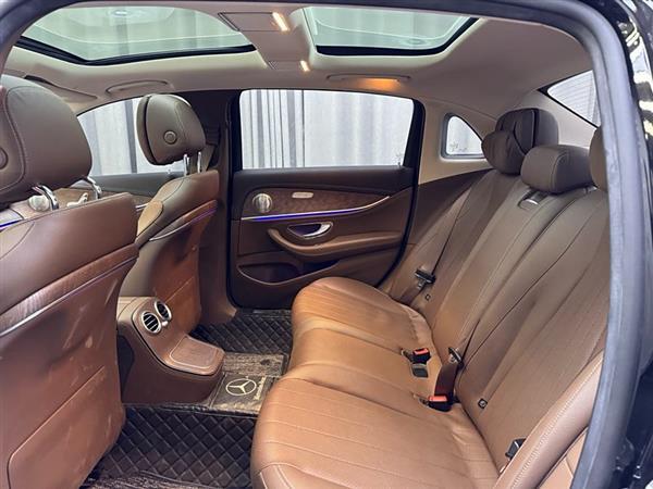 奔驰E级 2022款 改款 E 260 L