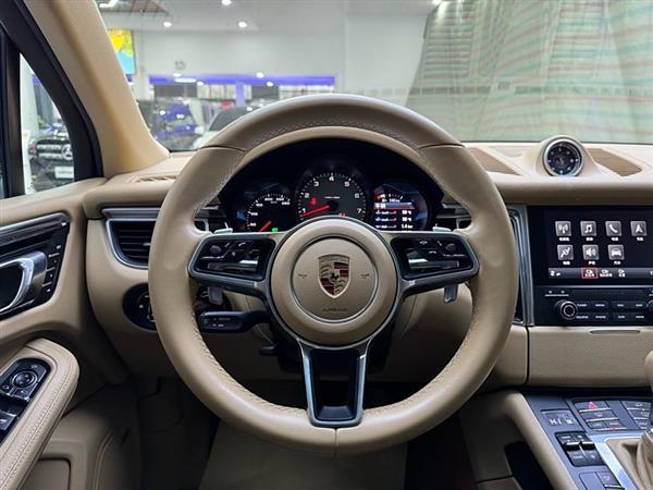 Macan 2017款  Macan S 3.0T