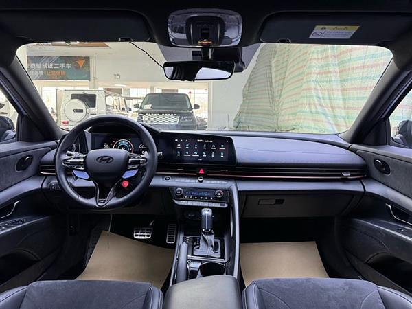 伊兰特Elantra N 2023款 2.0T Sport Package Edition