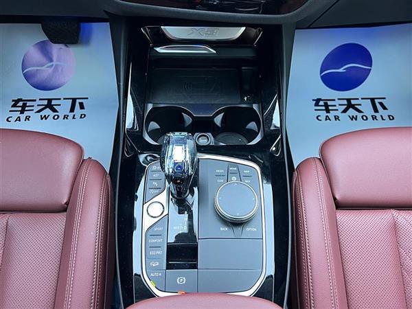 宝马X3 2023款 xDrive30i 领先型 M曜夜套装