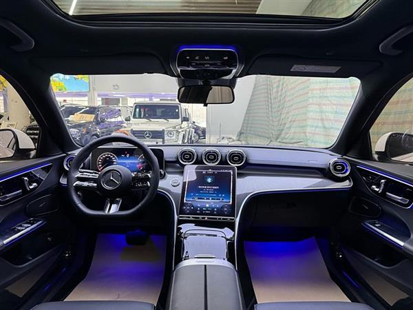 奔驰C级 2024款 C 260 L 运动版