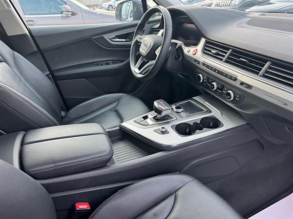 奥迪Q7 2019款 55 TFSI 技术型