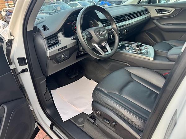 奥迪Q7 2019款 55 TFSI 技术型