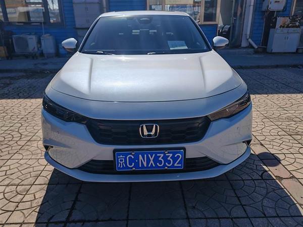 型格 2022款 240TURBO CVT幻夜·豪华版