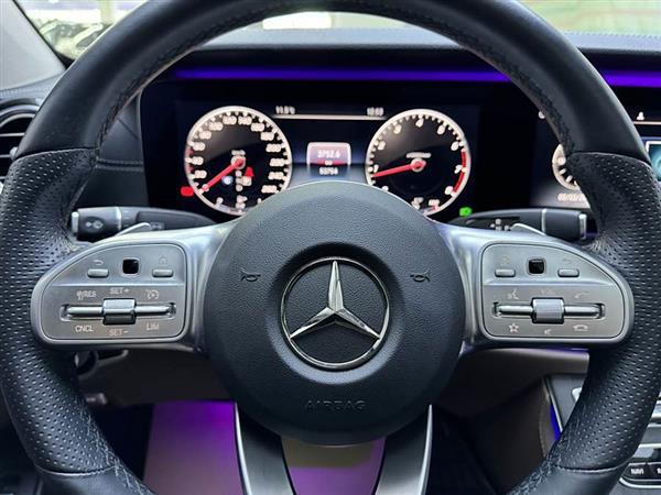 奔驰E级 2020款 改款 E 300 L 运动殊享版
