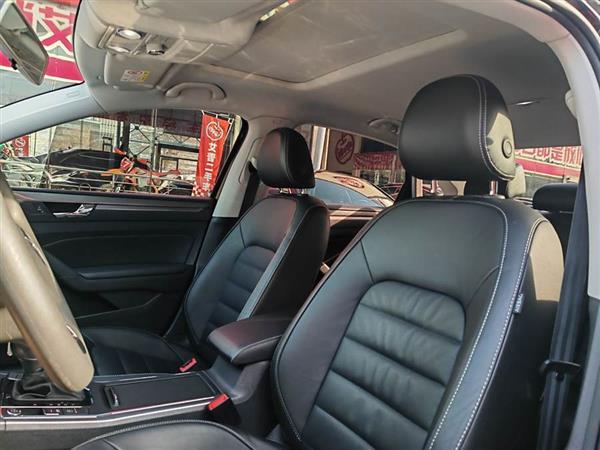 帕萨特 2016款 330TSI DSG尊荣版