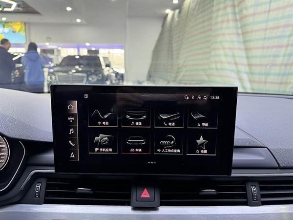 奥迪A4L 2022款 40 TFSI 豪华动感型