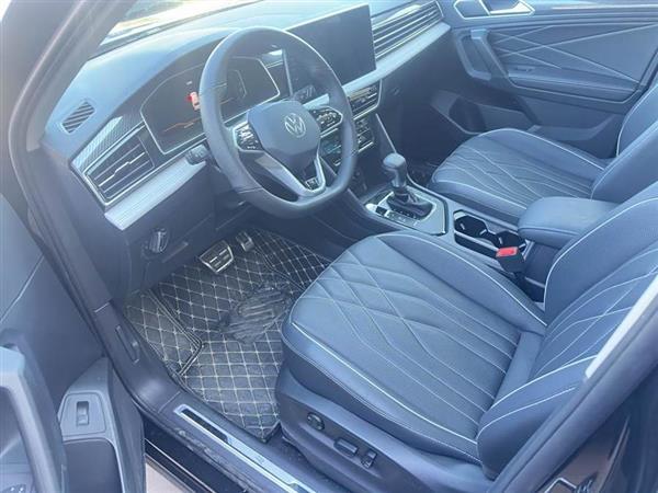 途观L 2023款 330TSI 自动两驱R-Line越享版