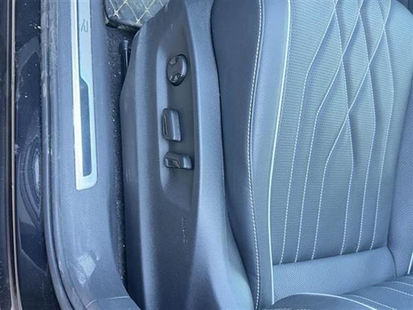 途观L 2023款 330TSI 自动两驱R-Line越享版