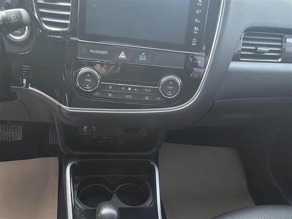 欧蓝德 2018款 2.0L 两驱荣耀版 5座